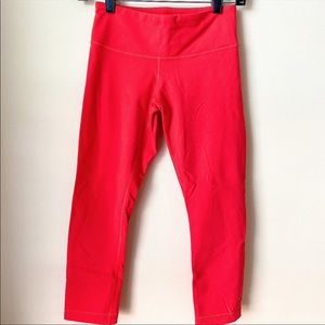 Womens Lululemon Wunder Under cropped 23” leggings